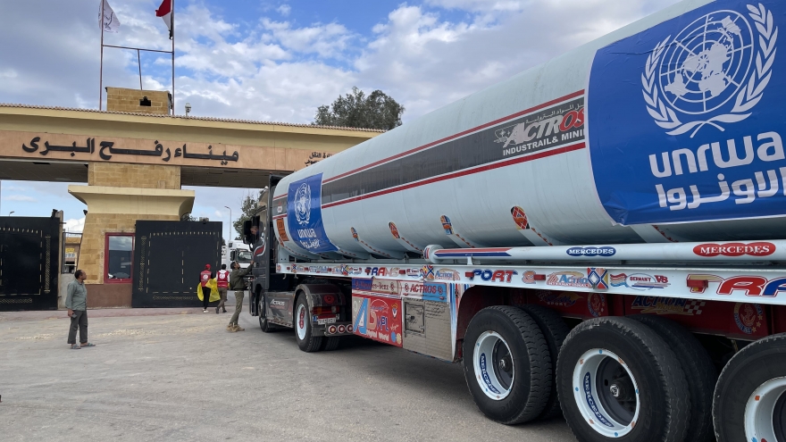 Ai Cập chuyển thêm hàng cứu trợ vào Gaza