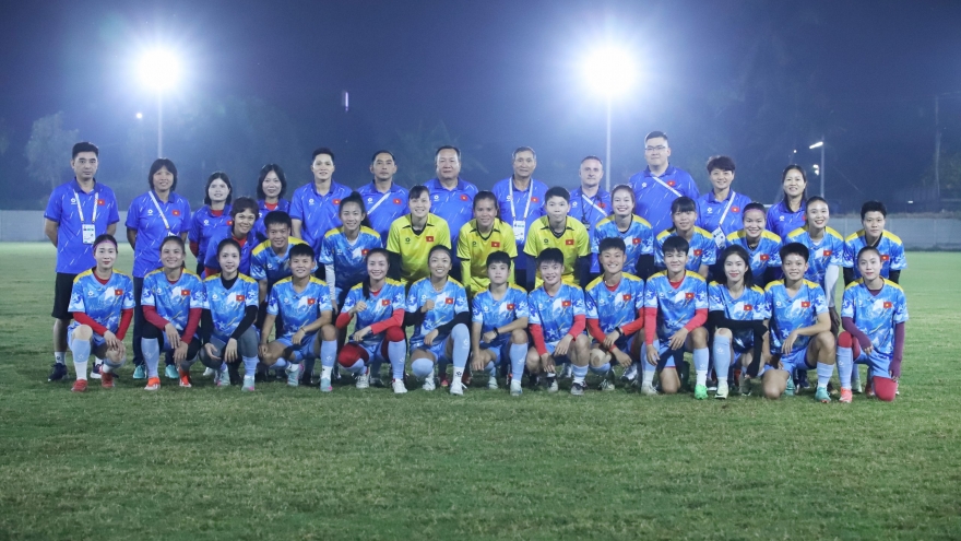 ĐT nữ Việt Nam tập luyện hăng say tại Thái Lan, quyết thắng trận mở màn SEA Games