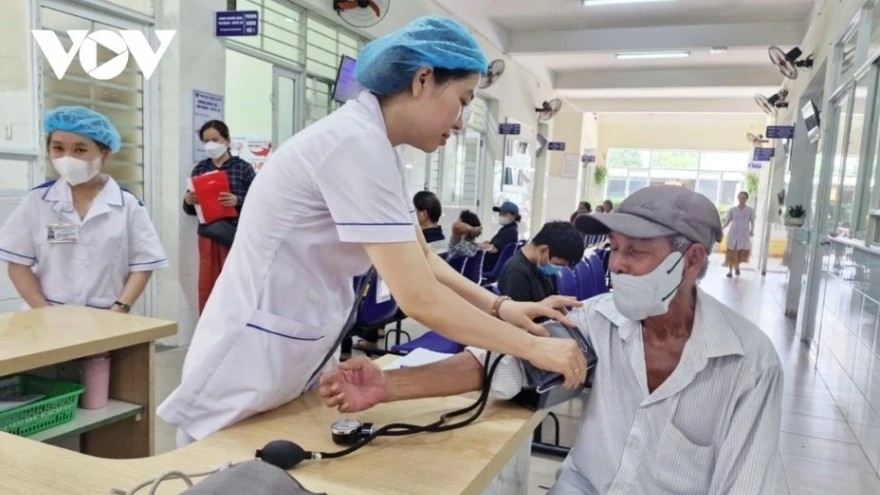 Miễn viện phí từ 2030, tăng mức thanh toán khám bảo hiểm y tế từ năm 2026