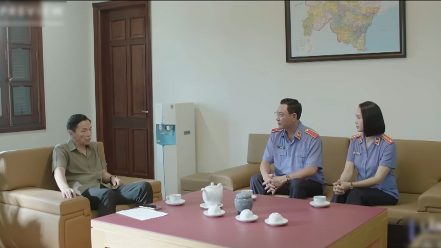 “Lằn ranh” tập 25: Ông Sách tuyên bố đã chọn Giám đốc Sở Tài chính mới