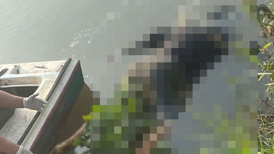 Phát hiện thi thể mất đầu nổi trên sông Sài Gòn