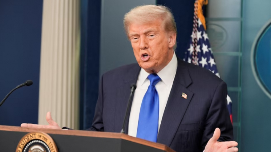 Tổng thống Trump tức giận trước thông tin dinh thự của ông Putin bị tấn công