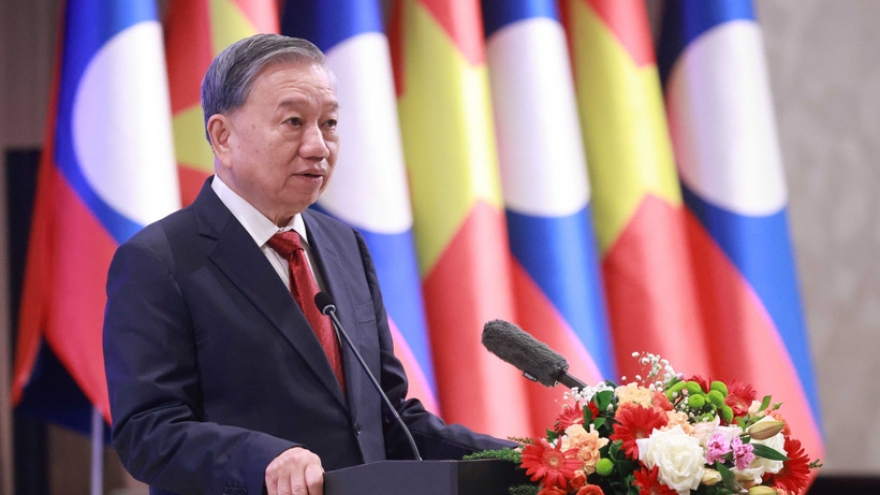 Tổng Bí thư dự Lễ khánh thành Công viên Hữu nghị Lào - Việt Nam ở Vientiane