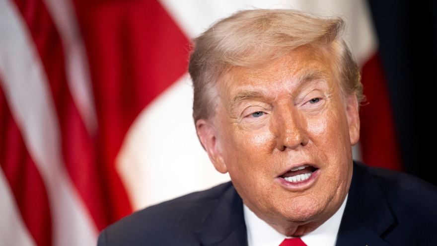 Mỹ áp đặt vòng trừng phạt mới, đưa tàu chiến hướng về Iran