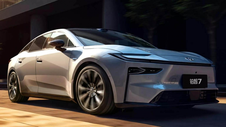 Toyota lựa chọn chiến lược điện hóa linh hoạt, không "tất tay" cho xe điện
