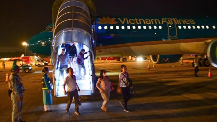 Sẽ có hơn 1.300 chuyến bay đêm của Vietnam Airlines trong dịp Tết Nguyên đán 2026