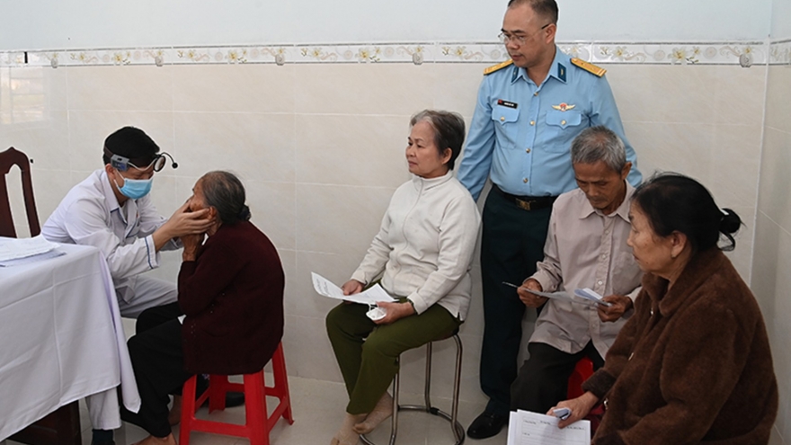 Xuân thắm tình quân dân trên vùng đất Phù Cát