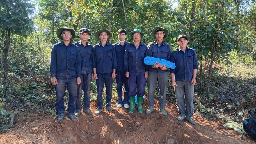 Quy tập nhiều hài cốt liệt sỹ hy sinh tại Lào và Campuchia