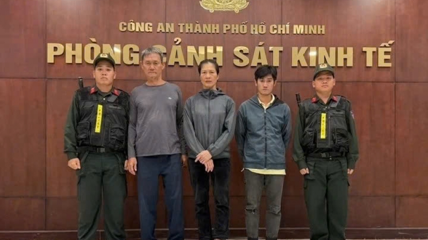 Công an TP.HCM triệt phá xưởng thuốc đông y giả trộn thuốc giảm đau