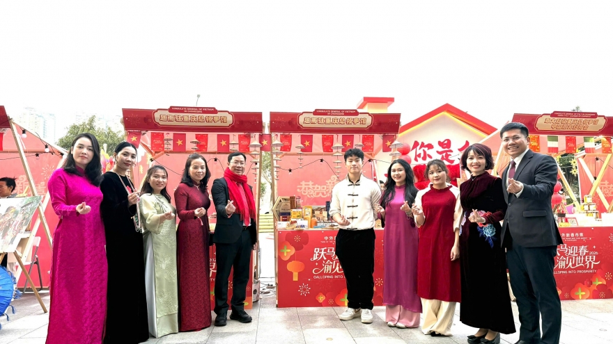Hương vị Việt Nam lan tỏa tại Hội chợ quốc tế mùa Xuân ở Trùng Khánh, Trung Quốc