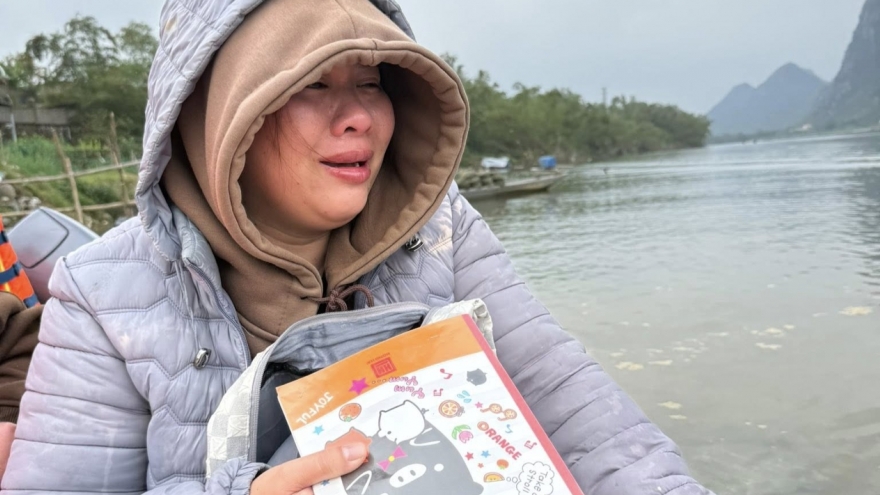 Nỗi buồn bên dòng sông Gianh