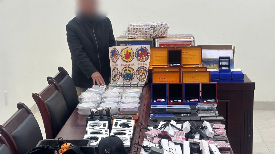Triệt xóa 2 điểm mua bán thiết bị gian lận trong hoạt động đánh bạc tại Đà Nẵng