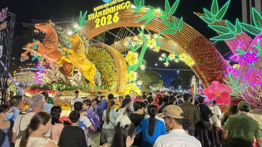 Cần Thơ bắn pháo hoa tại 5 điểm trong đêm Giao thừa Tết Bính Ngọ 2026