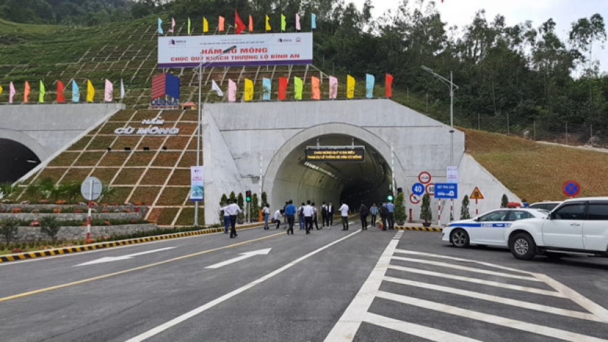 Phê duyệt hơn 900 tỷ đầu tư hoàn thiện hầm Cù Mông trên tuyến cao tốc Bắc - Nam