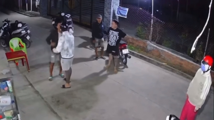 Bắt giữ cặp vợ chồng liên quan vụ chém chết người ở Tây Ninh