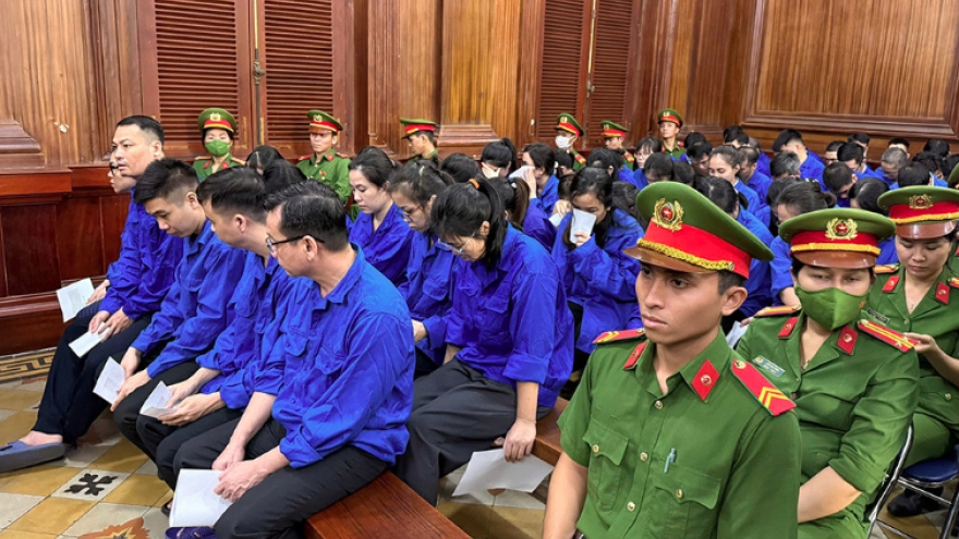 Làm giả 190.000 phiếu thử nghiệm thực phẩm, nữ giám đốc bị tuyên 27 năm tù