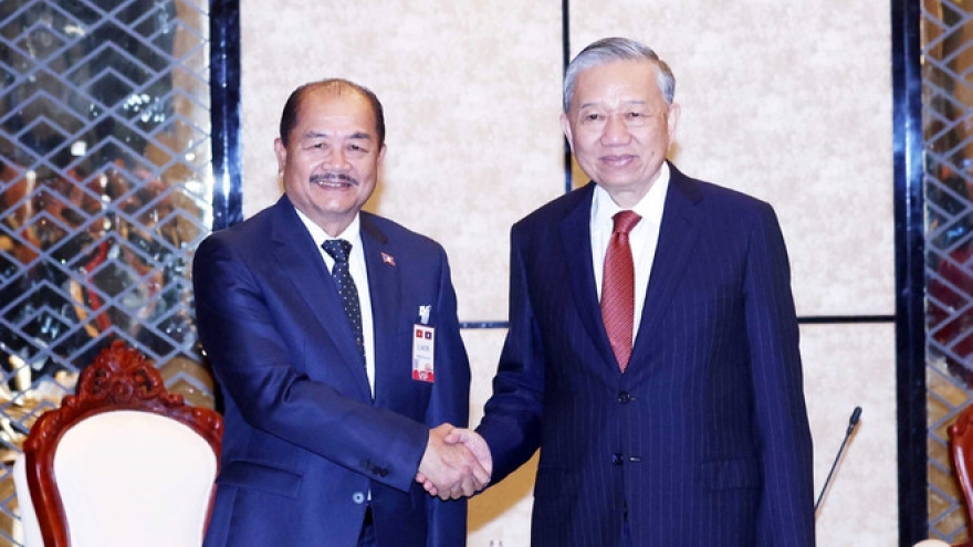 Tổng Bí thư Tô Lâm tiếp Chủ tịch Mặt trận Lào xây dựng đất nước