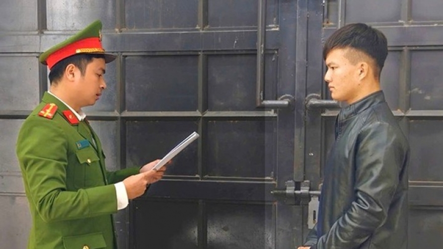 Khởi tố 2 thanh thiếu niên cướp giật tài sản của học sinh