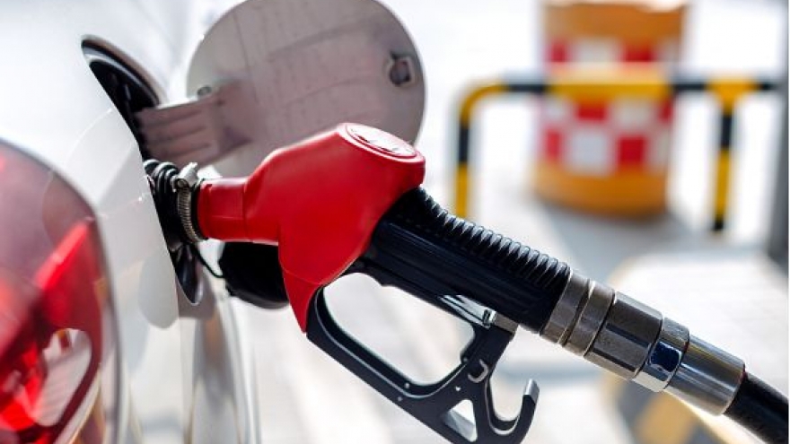 Trung Quốc thực hiện đợt tăng giá xăng dầu lớn nhất trong 4 năm