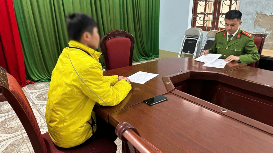 Xúc phạm công an trên mạng xã hội, người đàn ông bị xử lý