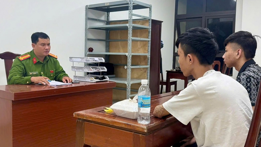 Chém người rồi trốn sang Campuchia, hai đối tượng bị bắt khi quay về Huế