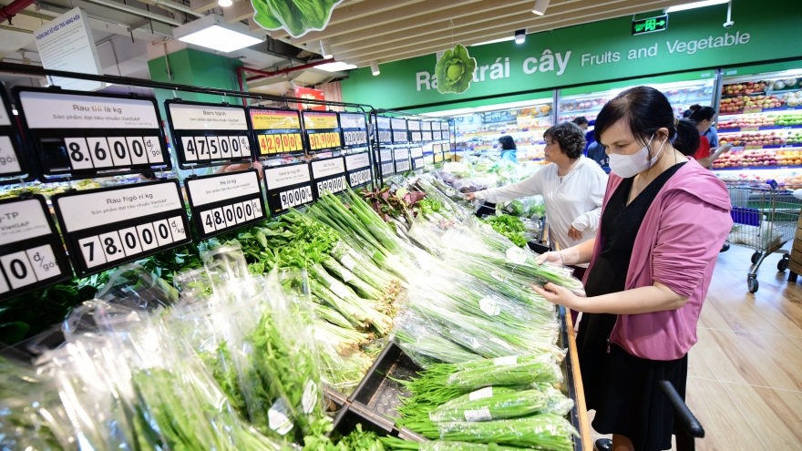 Áp lực chi phí tăng, siêu thị đẩy mạnh khuyến mãi 50% để giữ nhịp giá thị trường