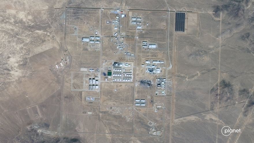 Israel tuyên bố bắt đầu "làn sóng tấn công quy mô lớn" vào Tehran