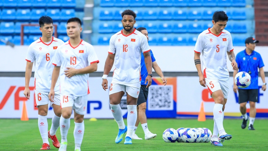 Xuân Son, Hoàng Hên cùng ĐT Việt Nam hoàn tất buổi tập cuối trước khi đấu Malaysia