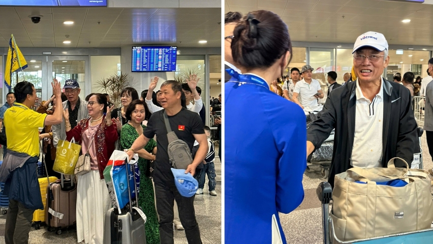 Nhiều du khách Việt Nam từ Trung Đông trở về an toàn