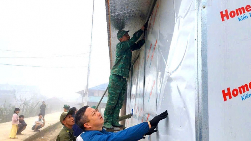 Mưa đá gây thiệt hại nhiều nhà dân ở xã Pa Ủ, Lai Châu