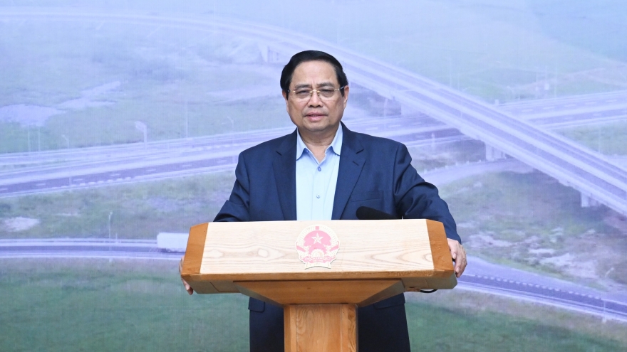 Thủ tướng: Tuyệt đối không để xảy ra tham nhũng, thất thoát, lãng phí tài sản công