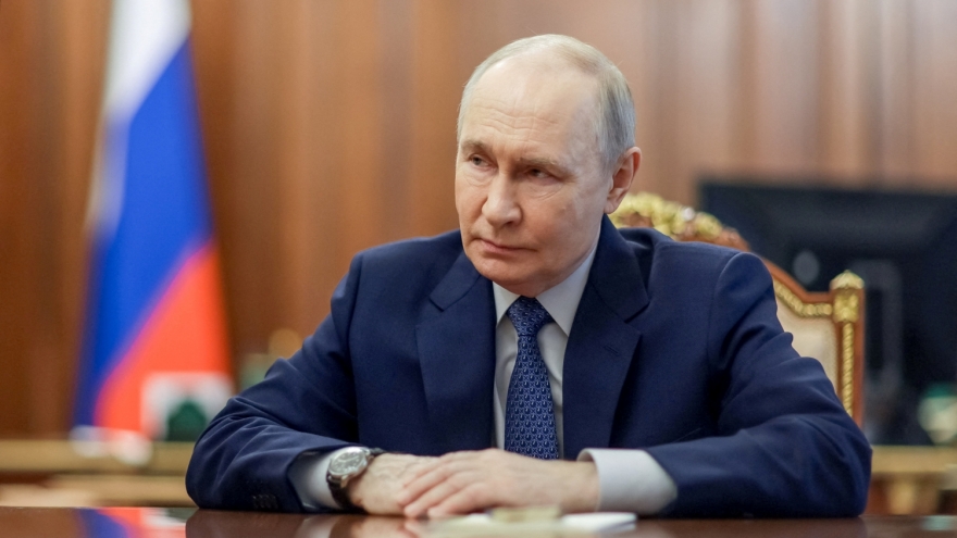 Nga cảnh báo khó thay thế nguồn dầu Trung Đông khi eo biển Hormuz bị phong tỏa