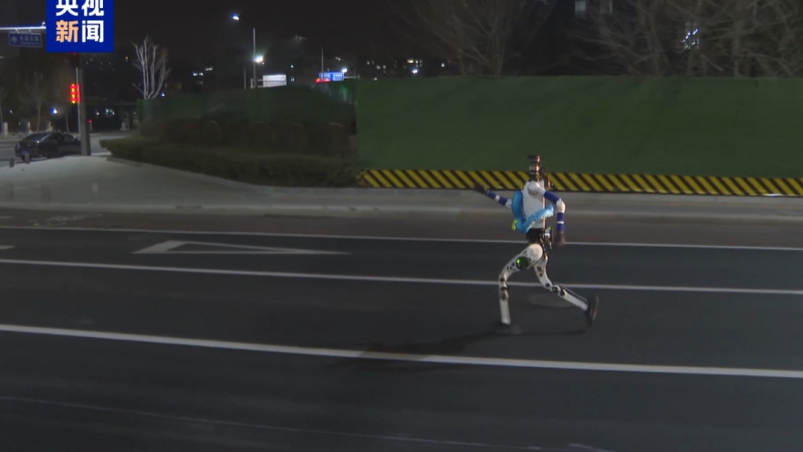 Trung Quốc sắp tổ chức giải chạy bán marathon robot hình người lần thứ hai