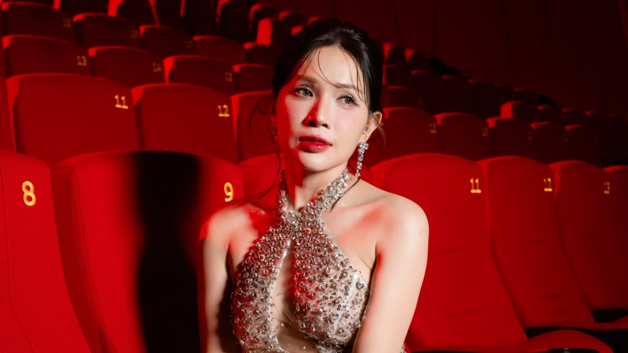 Nhan sắc gợi cảm của nữ chính phim kinh dị "Quỷ nhập tràng 2"