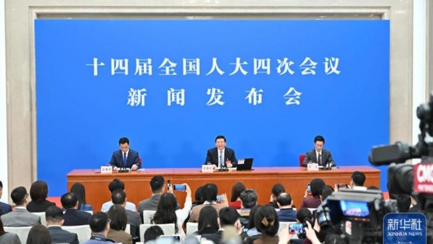 Trung Quốc đặt ngoại giao láng giềng lên hàng đầu, muốn tăng cường liên lạc với Mỹ