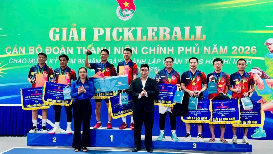 Hơn 100 VĐV tranh tài tại giải Pickleball chào mừng 95 năm thành lập Đoàn