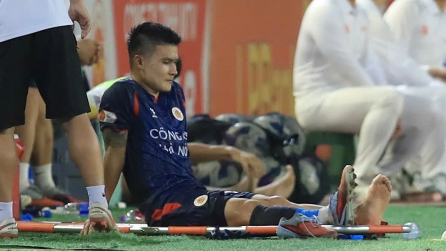 Hàng loạt tuyển thủ Việt Nam nếm "trái đắng" khi trở lại V-League