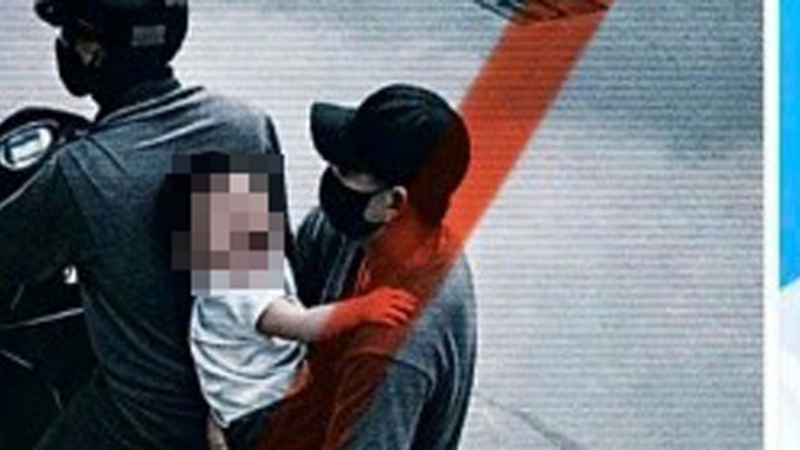 Thực hư thông tin "bé bị 2 người lạ bế đi" gây xôn xao dư luận tại Đồng Nai