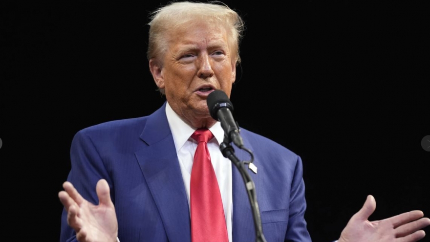 Ông Trump cảnh báo Iran hứng đòn đau nếu không mở Hormuz khi thời gian cạn dần