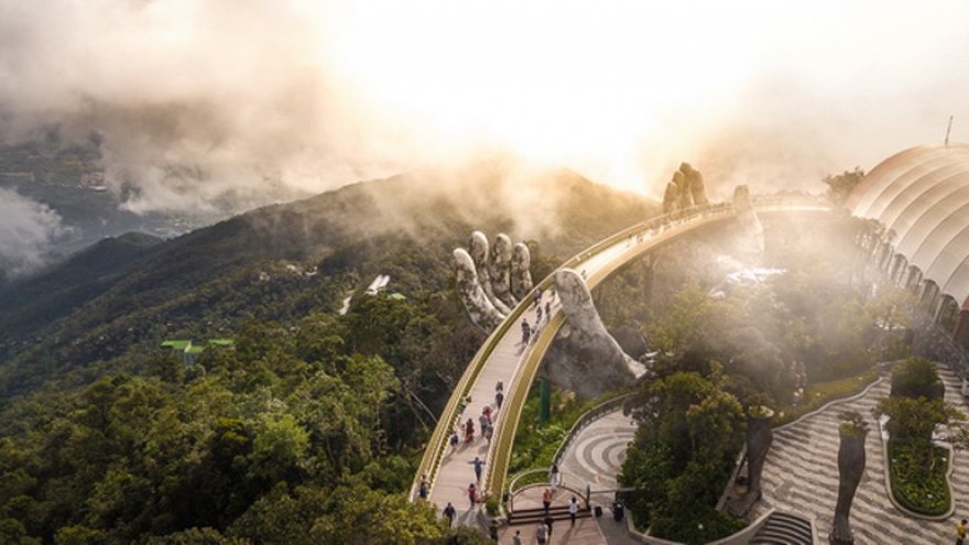 Đà Nẵng tạm dừng giám sát y tế tại ga tàu, bán đảo Sơn Trà, cảng cá