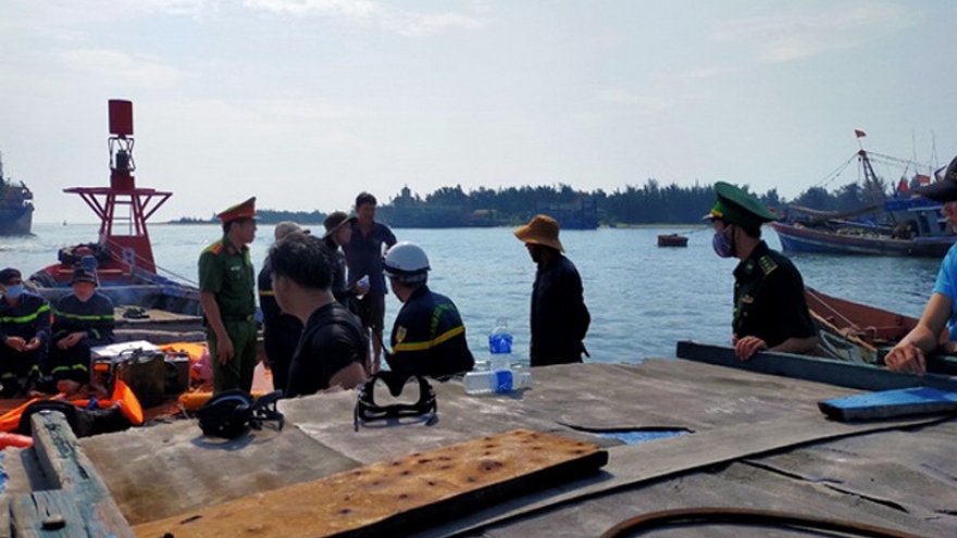 Tìm kiếm 1 thanh niên mất tích ở Cửa Việt, Quảng Trị