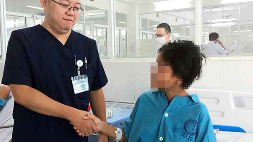 Cứu sống sản phụ người dân tộc bị thai lưu, suy hô hấp cấp