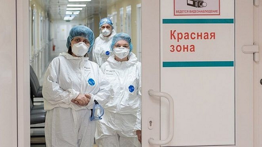 Nga có thể bắt đầu tiêm vaccine hàng loạt phòng Covid-19 vào mùa thu