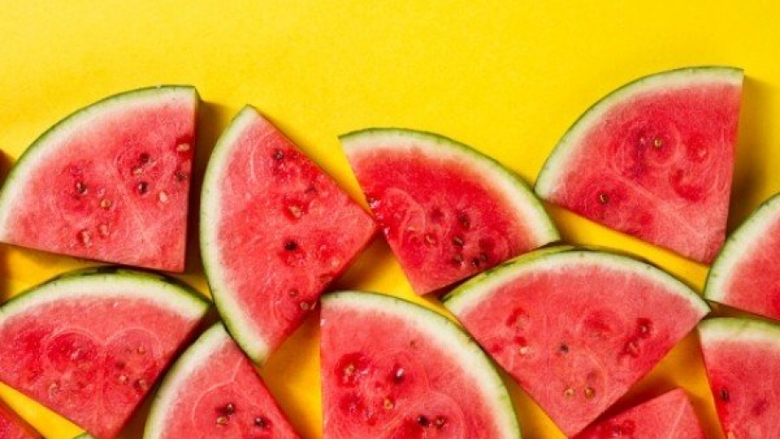 12 thực phẩm giúp giải nhiệt vào mùa hè