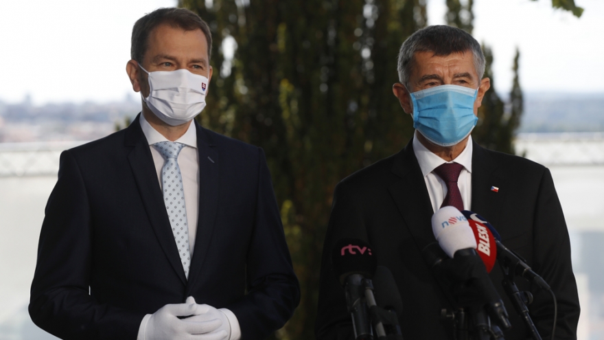 Biên giới Séc -Slovakia bất ngờ mở cửa từ rạng sáng 5/6