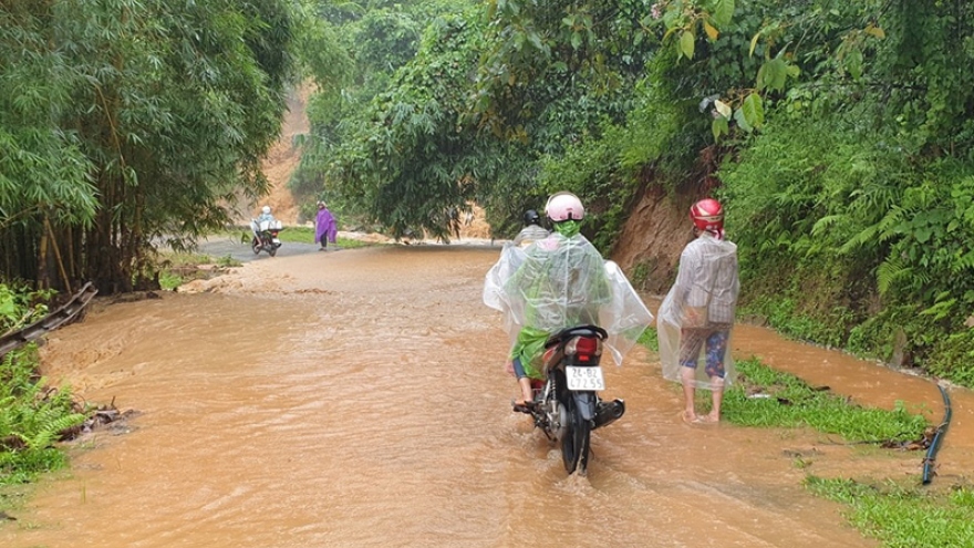 Mưa đặc biệt lớn trên 200mm, nhiều địa phương ở Lào Cai ngập lụt nặng
