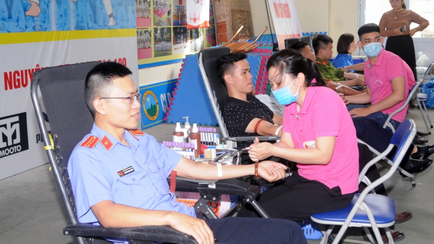 Ngày hội hiến máu “Giọt hồng yêu thương” tại Sơn La