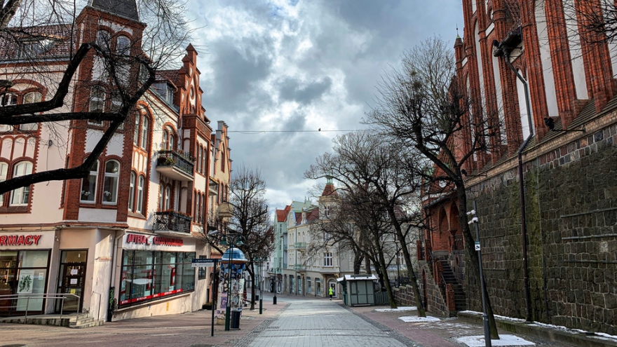 Ba Lan dỡ bỏ các biện pháp phong tỏa trước ngày bầu cử Tổng thống