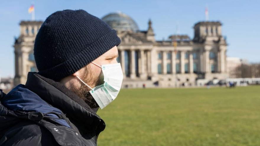 Đức vẫn cảnh giác về gỡ bỏ các hạn chế bất chấp tỷ lệ tử vong thấp