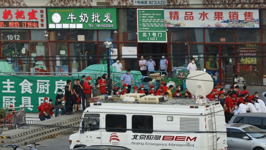 Chuyên gia Trung Quốc: Virus gây Covid-19 ở Tân Phát Địa đến từ châu Âu